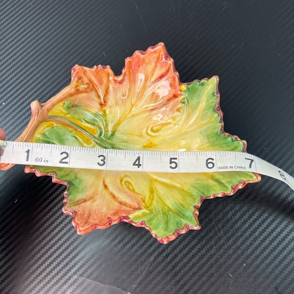 Porta Hand-Painted Italian Fall Leaf-Shaped Ceramic Dish Made in Italy - Picture 6 of 7